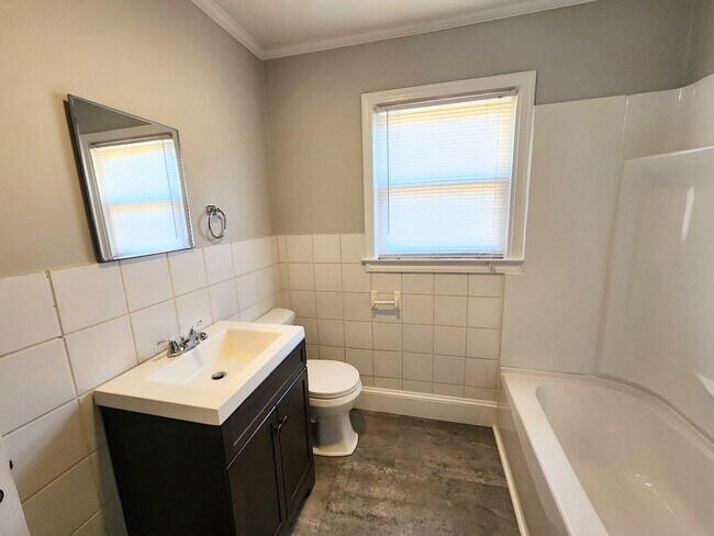 Building Photo - 2 Bedroom House in West Pelzer