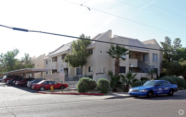 Building Photo - Papago Palms West
