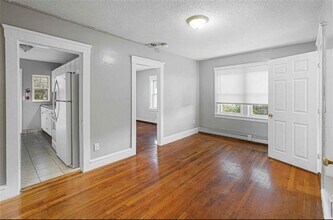 Building Photo - 126 Sumner Ave
