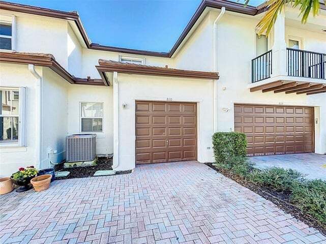 Building Photo - 4680 Mimosa Pl