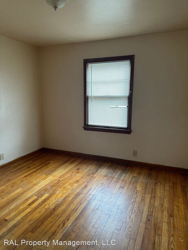 Building Photo - 3 br, 1 bath House - 11017 Prince Ave