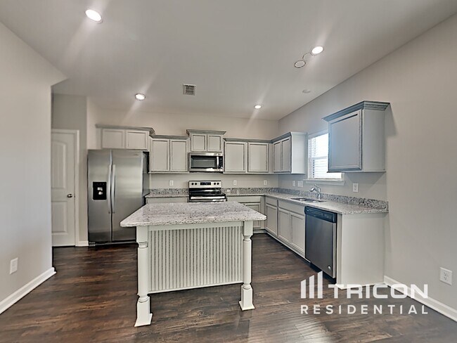 Foto del edificio - 604 Eagle View Dr