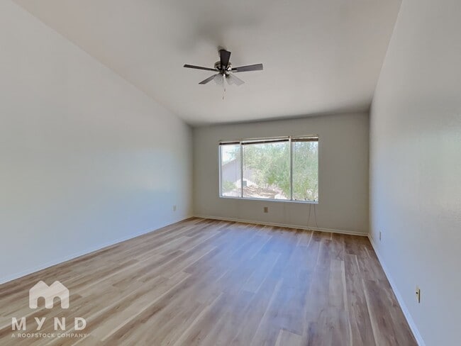 Building Photo - 2934 W Laquila Aerie