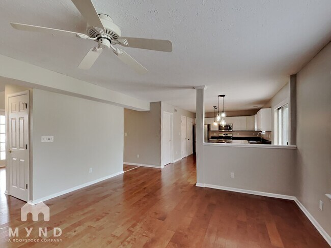 Foto del edificio - 10301 Springridge Cir