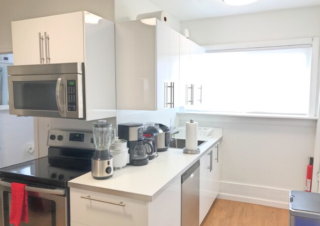 Building Photo - 287 Dorchester St