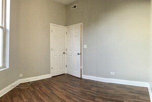 Foto principal - 6607 S Drexel Ave