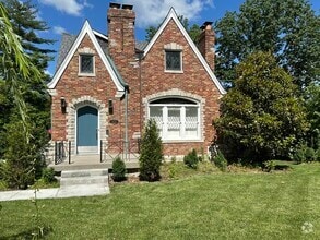 Building Photo - 1137 Gilbert Ave