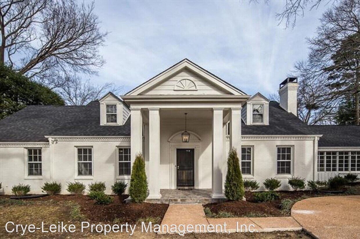Primary Photo - 5 br, 3.5 bath House - 4234 Poplar Avenue