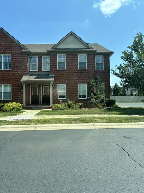 Building Photo - 13281 Turnberry