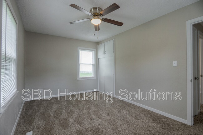 Foto del edificio - 505 NE 67th Pl