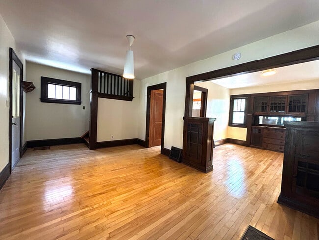 2617 Living Room - Riverside Homes