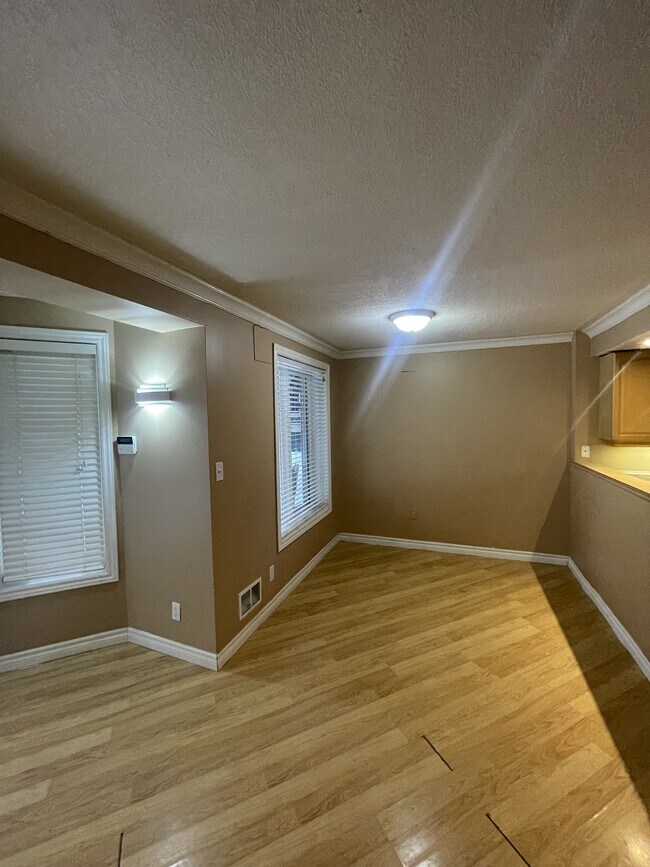 Photo du bâtiment - 14 Hearthbridge St