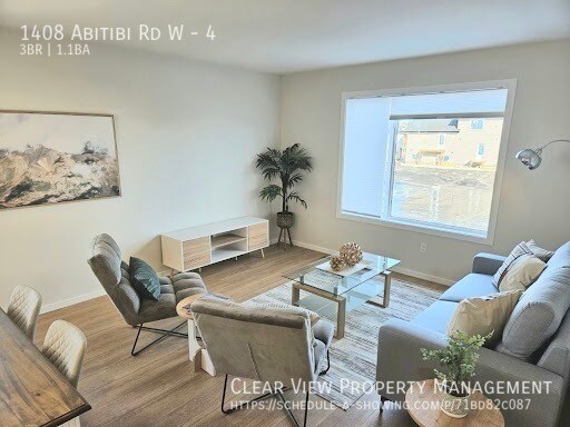 Photo du bâtiment - Beautiful 3 bedroom townhouse in Gary Stat...