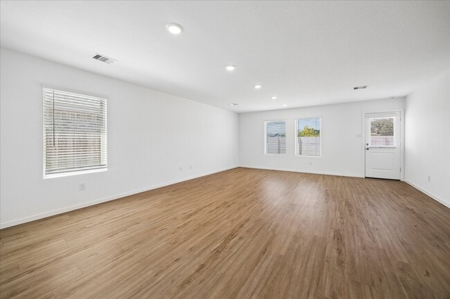 Building Photo - 21583 Casavatore Dr