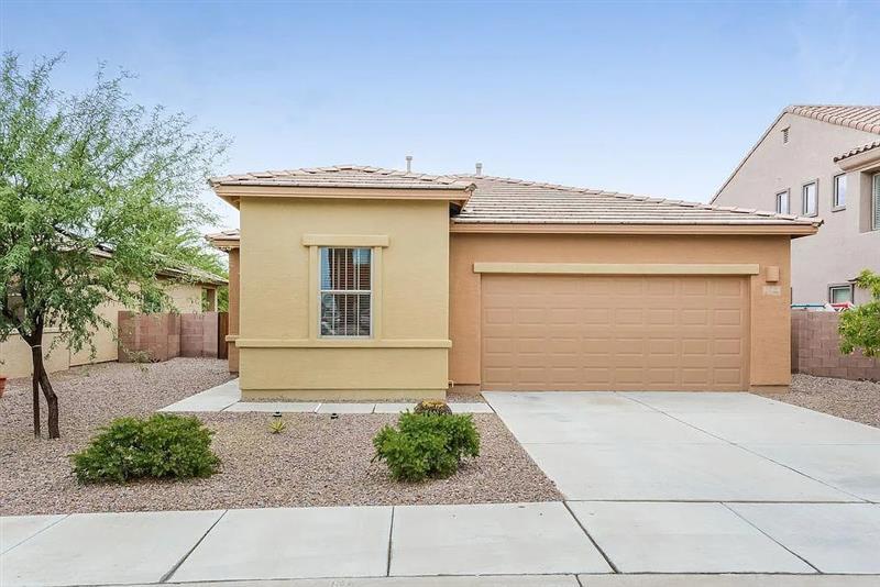 Fox Hollow Dr,Smart Home House for Rent in Marana, AZ