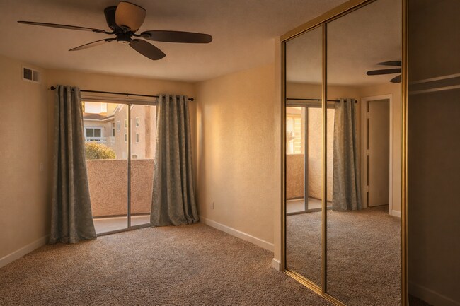 Building Photo - 7248 Camino Degrazia