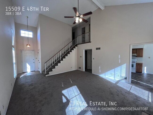 Foto del edificio - 15509 E 48th Terrace