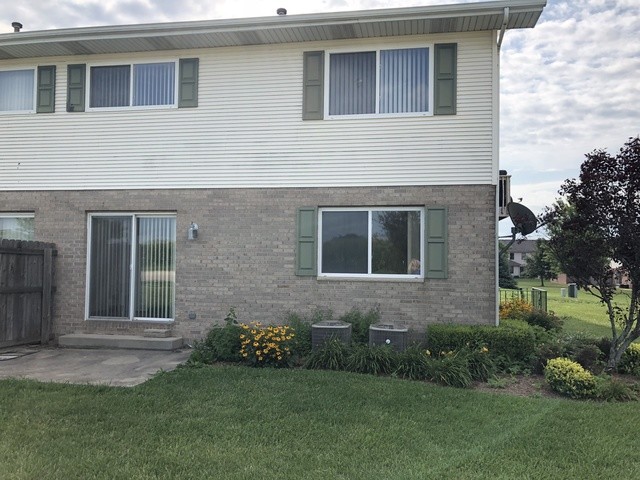 Foto principal - 1592 Girard Way