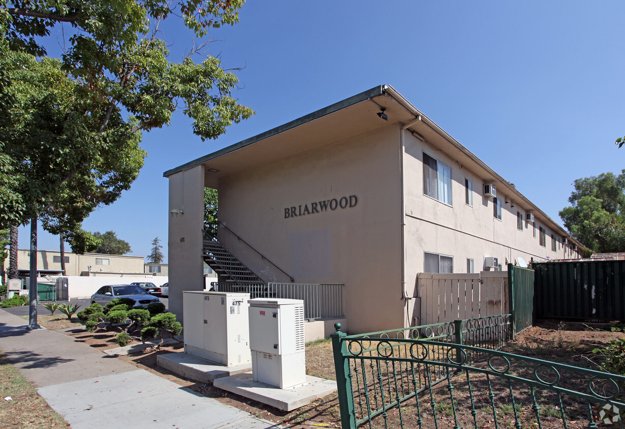 Building Photo - Briarwood Apartments
