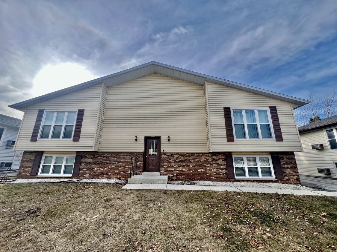 Primary Photo - 1536 N 35th St
