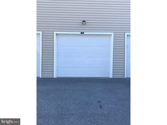 Foto del edificio - 168 Heather Ln