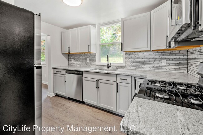 Building Photo - 3 br, 1 bath House - 1422 Orangewood Avenue