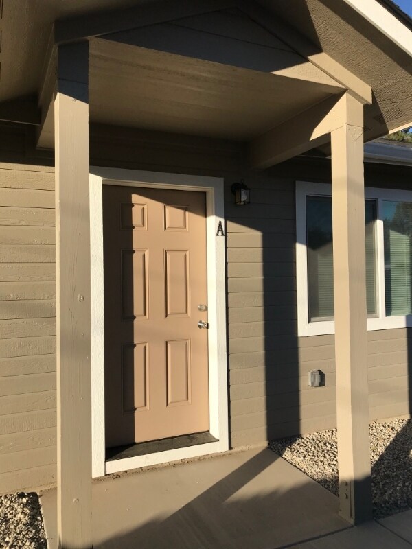 Building Photo - 808 S McKinley Ave