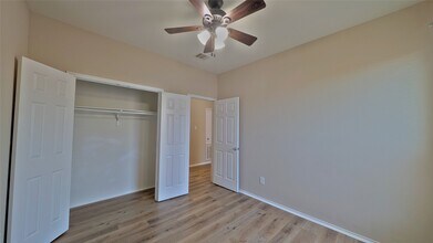 Building Photo - 16006 Arapaho Bend Ln Building Photo - 16006 Arapaho Bend Ln