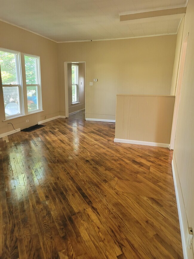 Building Photo - 3139 Edmond St