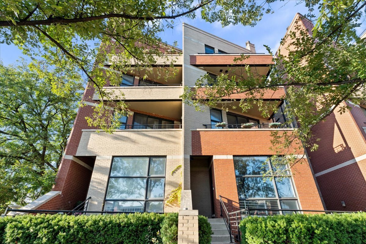 Foto principal - 1516 W Grand Ave