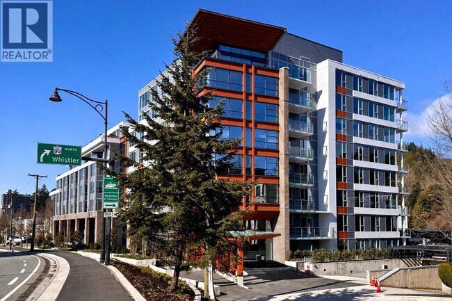 Photo du bâtiment - 423 6th St