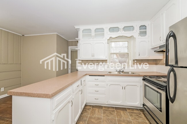 Foto del edificio - 5424 Monrovia St