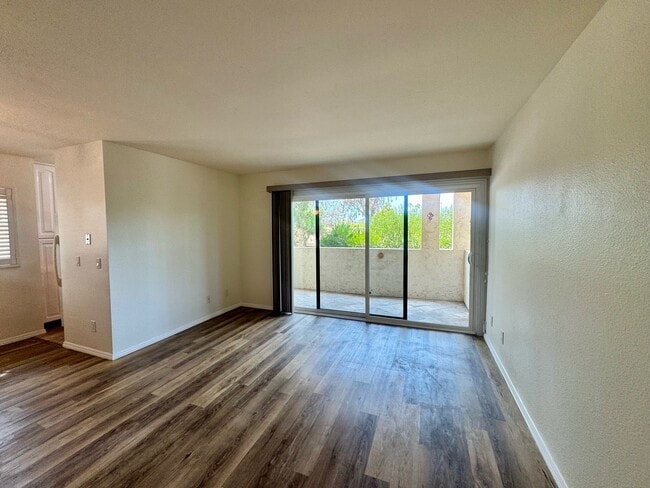 Building Photo - 17607 Pomerado Rd