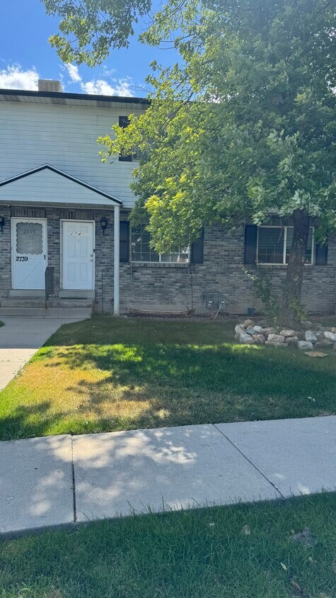 Primary Photo - 2741 Centerbrook Dr