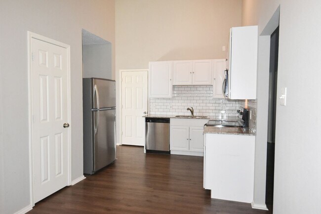 Building Photo - 9083 Creede Trl