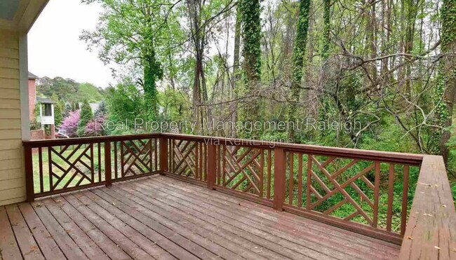 Building Photo - 3528 Eden Croft Dr