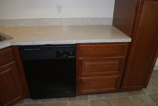 Foto del edificio - 1716 S Eagleson Rd