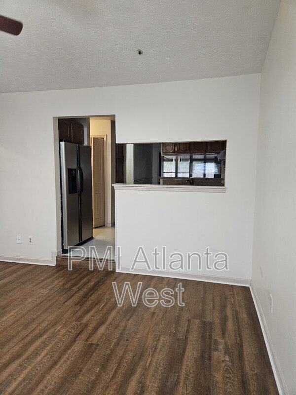 Building Photo - 1580 Burnstone Dr