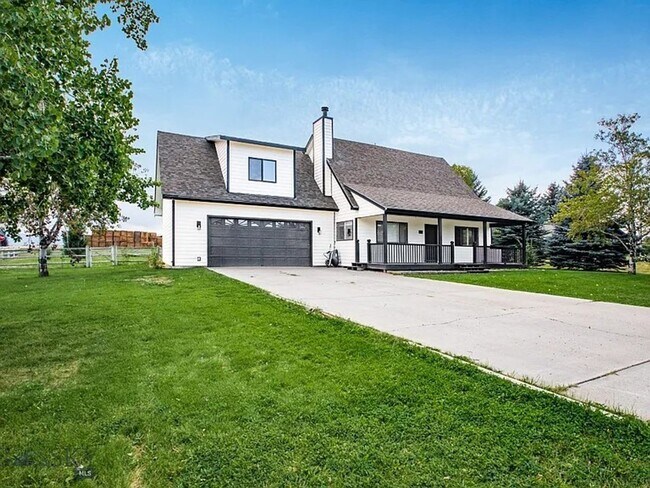 Foto del edificio - Cute House, Large Yard