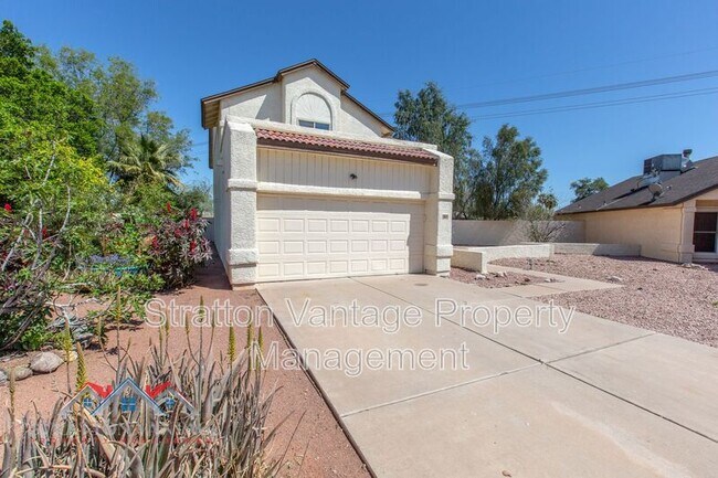 Building Photo - 1621 N Chippewa Dr