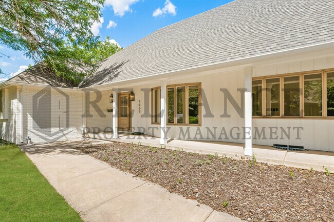 Building Photo - 7966 E Dublin Ct