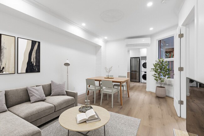 Photo du bâtiment - 5676 Rue Waverly