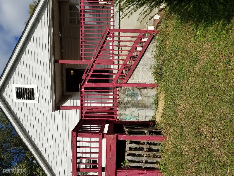 Primary Photo - 4 br, 2 bath House - 887 Carter St