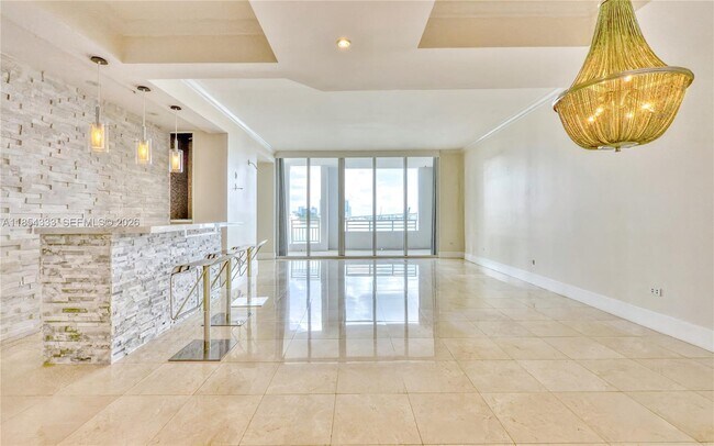 Foto del edificio - 848 Brickell Key Dr