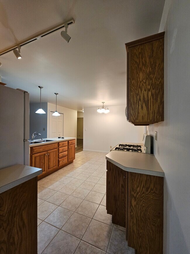 Foto del edificio - 8127 Anderson Ave NE