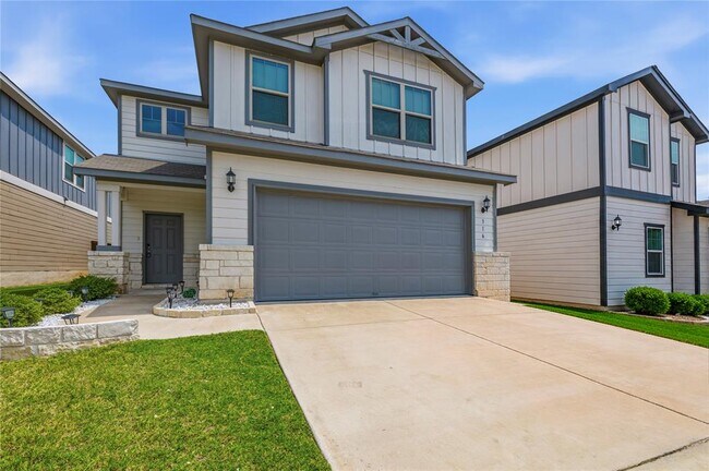 Building Photo - 316 Stone Water Ln