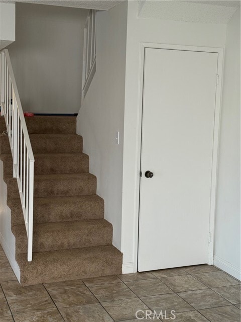 Building Photo - 10831 Pine St