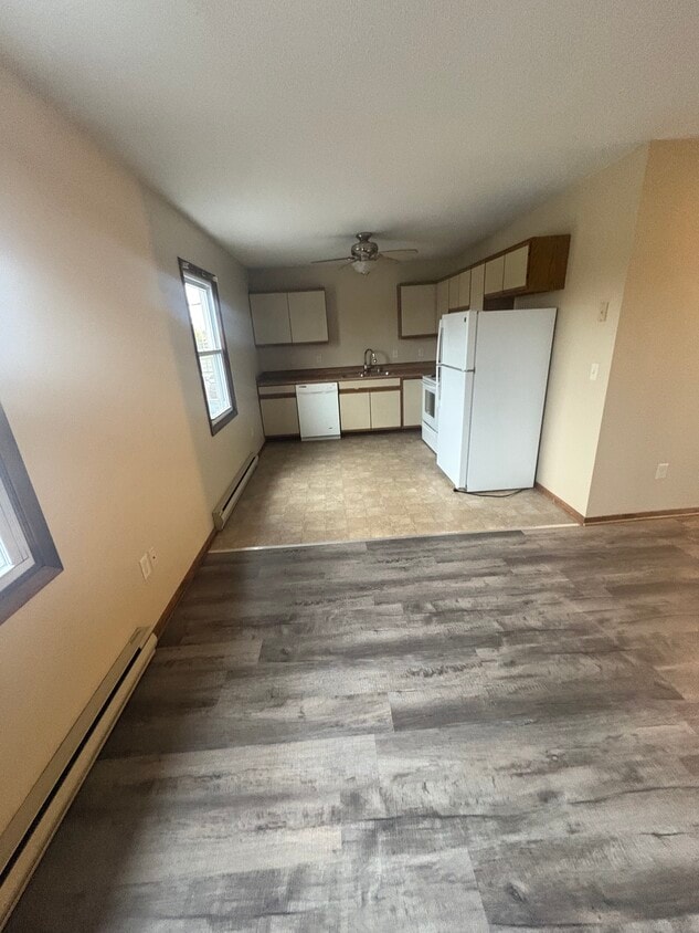 Foto principal - 6622 Lincoln Ave