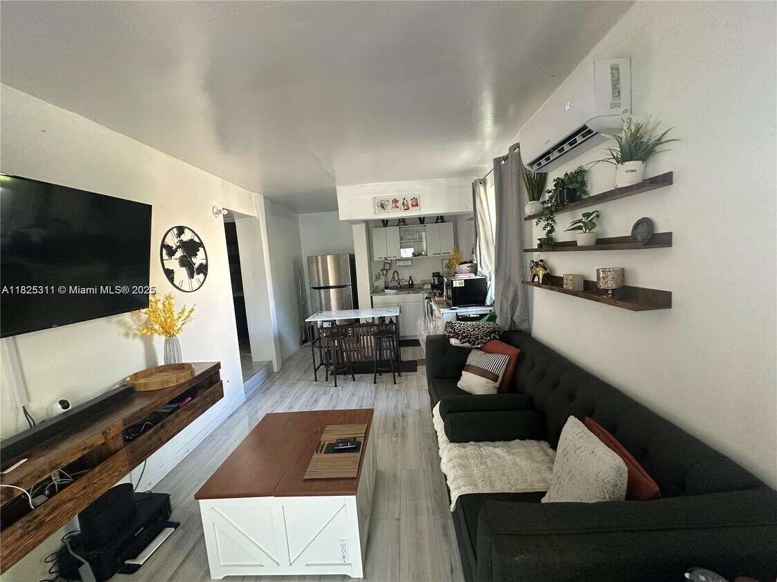 Foto principal - 510 NW 146th St