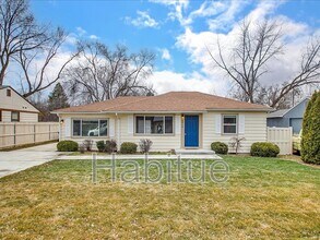 Building Photo - 4919 W Wylie Ln